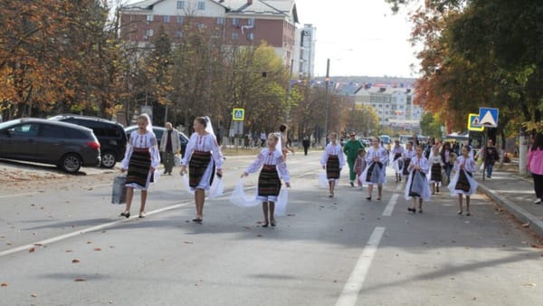 Peste 70 de localități din țară își sărbătoresc hramul. Recomandările polițiștilor pentru cetățeni
