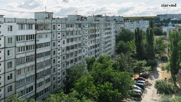 Locuitorii din regiunea transnistreană ar urma să aibă apă caldă din 17 octombrie