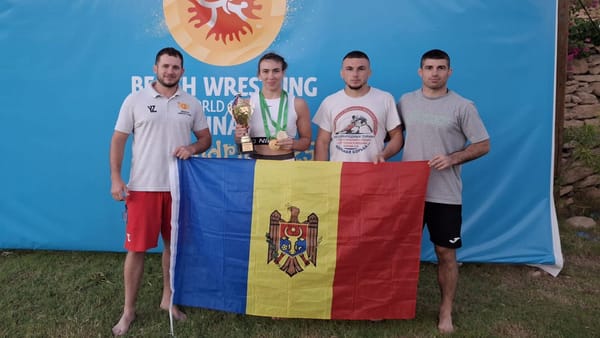Irina Rîngaci a devenit campioană mondială la lupte pe plajă