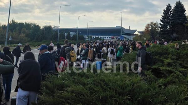 Alertă cu bombă la Aeroportul Internațional „Eugen Doga”. A fost depistat un bagaj în care s-ar afla o substanță explozivă