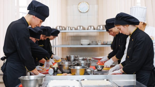 Peste 25 de mii de elevi din instituțiile de învățământ profesional tehnic vor studia în condiții mai bune