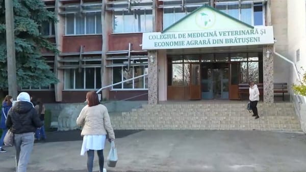VIDEO/ Colegiul de Medicină Veterinară din Brătușeni, modernizat și dotat cu echipamente digitale. Proiect finanțat de UE