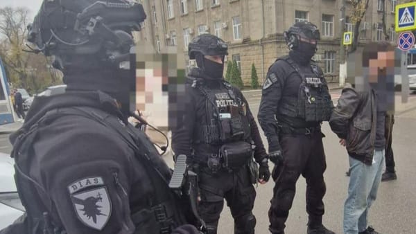 Un bărbat de 33 de ani din Sîngerei, reținut pentru șantaj: A fost plasat în arest preventiv la solicitarea procurorilor