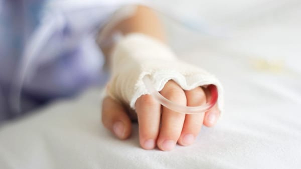 Copilul tamponat la Comrat rămâne în stare gravă. Procurorii cer arest preventiv pentru șoferița implicată în accident