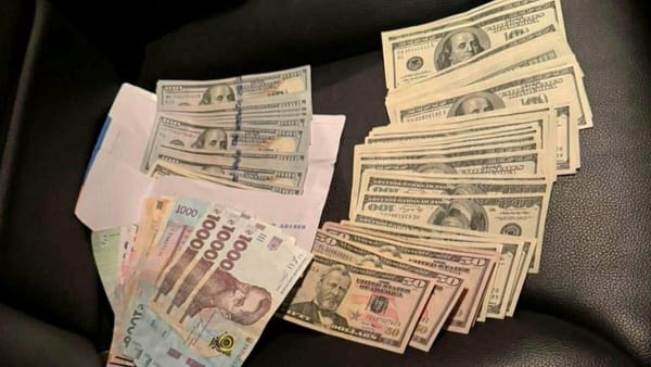 Un cetățean străin, reținut în flagrant de CNA, în timp ce încerca să ofere mită unui inspector vamal