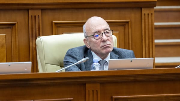 Probleme de sănătate sau dorința de a continua activitatea de până la alegeri. De ce pleacă cinci deputați PAS din Parlament
