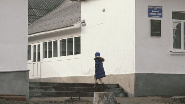 Cinci școli din raionul Florești vor fi lichidate. Mai mulți localnici au venit la Chișinău și au cerut revizuirea deciziei