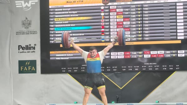 Halterofilul moldovean Stanislav Uja a cucerit medalia de bronz la Campionatul European pentru juniori