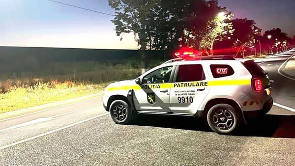 În weekend, polițiștii au documentat 4.900 de încălcări rutier. Depășirea limitei de viteză - cea mai frecventă abatere