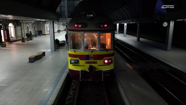 VIDEO/ De la Chișinău la Revaca în doar zece minute. Linia de tren dintre Gară și Aeroportul „Eugen Doga” prinde contur