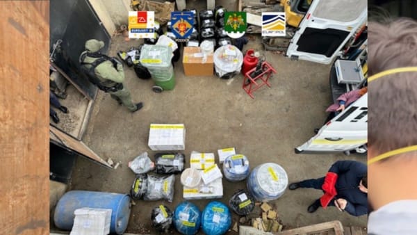 Rețea internațională de trafic de droguri sintetice, destructurată: Patru laboratoare clandestine descoperite în R. Moldova și UE, 16 suspecți reținuți