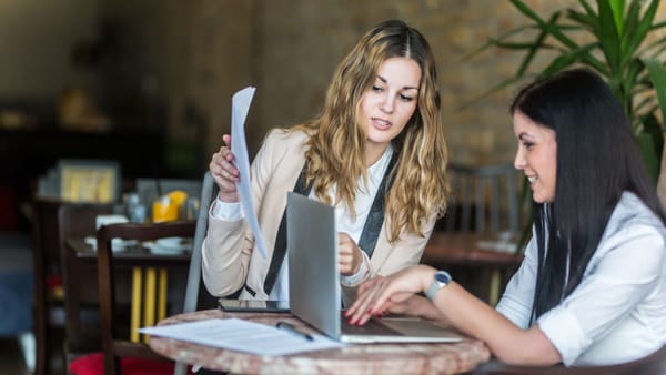 Oportunități de angajare: Biroul Național de Statistică anunță domeniile cu cele mai multe locuri de muncă vacante