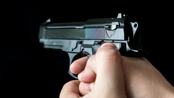 Focuri de armă la Inspectoratul de Poliție Centru: Șeful IGP, Viorel Cernăuțeanu, confirmă incidentul