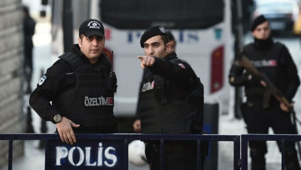 Autoritățile din Turcia au reținut 115 persoane care ar fi planificat atentate în perioada sărbătorilor de iarnă