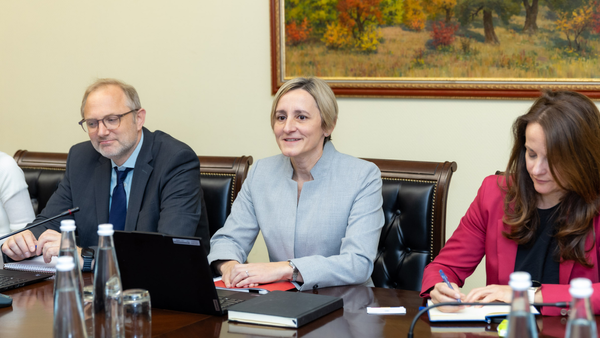 Reformele și investițiile, subiect central în discuțiile dintre Guvern și FMI