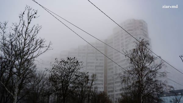 Cod galben de ceață în R. Moldova. Joi, vremea va fi predominant umedă și noroasă