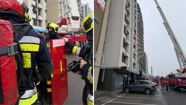 VIDEO/ Acoperișul unui bloc cu 15 etaje din Chișinău a luat foc. Două persoane au fost evacuate