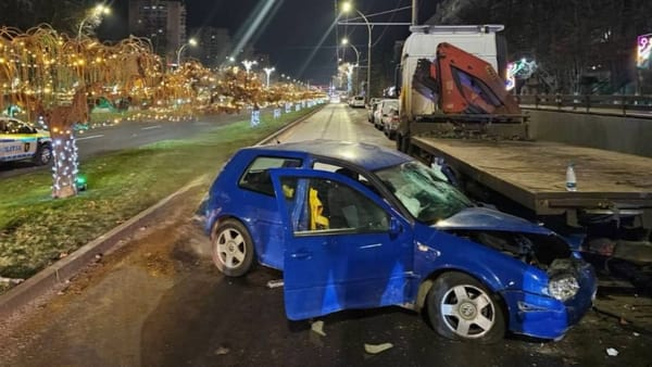 Doi tineri au murit într-un grav accident pe bulevardul Dacia din municipiul Chișinău