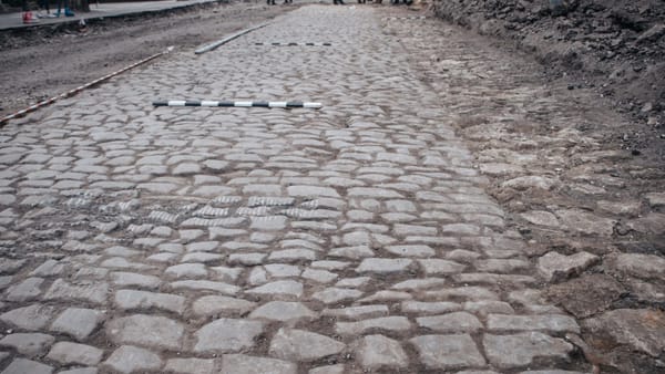 Lucrările la pavajul istoric de pe strada 31 August 1989 din capitală vor începe în perioada următoare