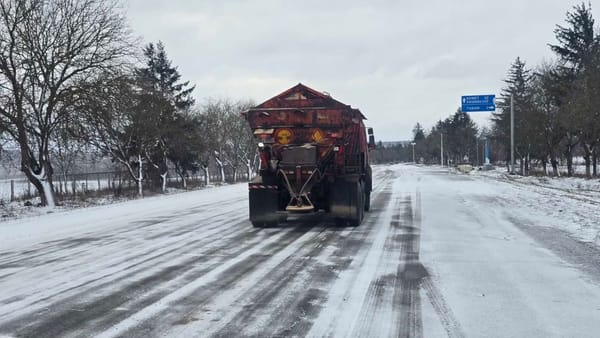 Toate drumurile naționale sunt practicabile, anunță autoritățile. Peste 150 de utilaje au intervenit pe timp de noapte