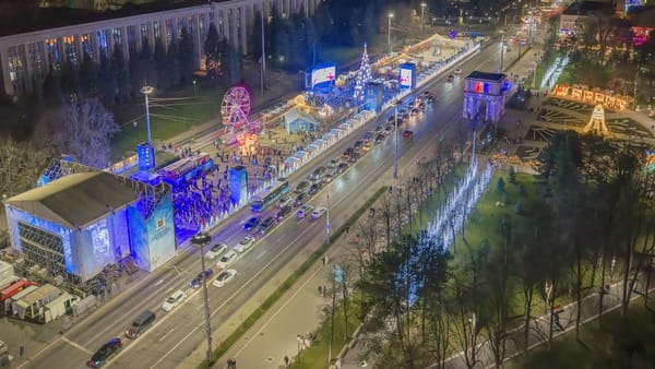Show de artificii de Revelion în Chișinău, în pofida avertismentelor privind riscurile pentru oameni și animale