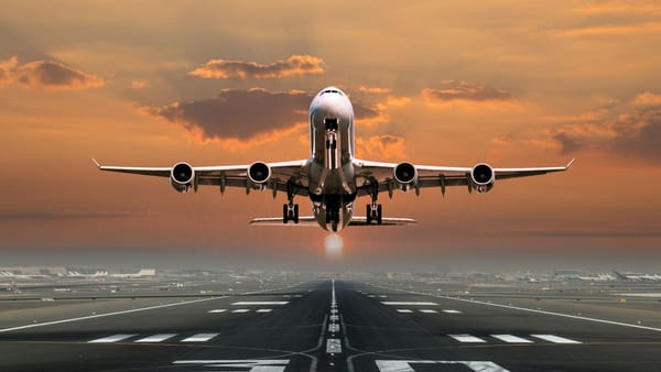 Zboruri mai silențioase la Chișinău: avioanele zgomotoase vor putea decola și ateriza doar în cazuri excepționale