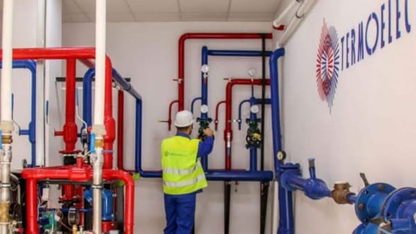 Operatorii de termoficare, obligați să ofere compensații automate pentru serviciile necalitative: ANRE schimbă regulile jocului