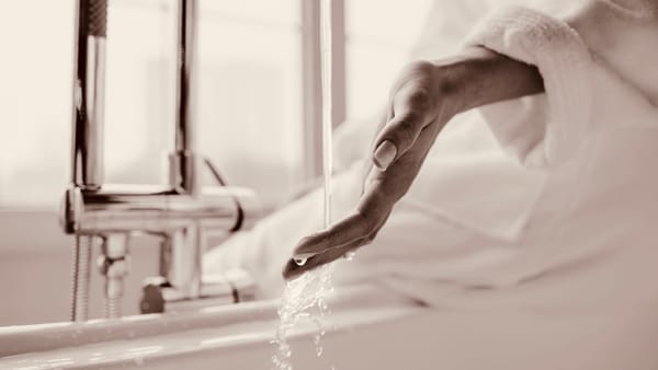 Sute de locatari din sectorul Ciocana vor rămâne astăzi fără apă potabilă la robinet - motivul