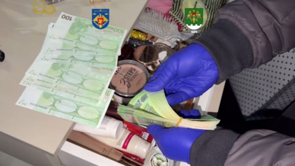 Racolau șoferi pentru a transporta migranți în Uniunea Europeană: trei persoane din Comrat, anchetate