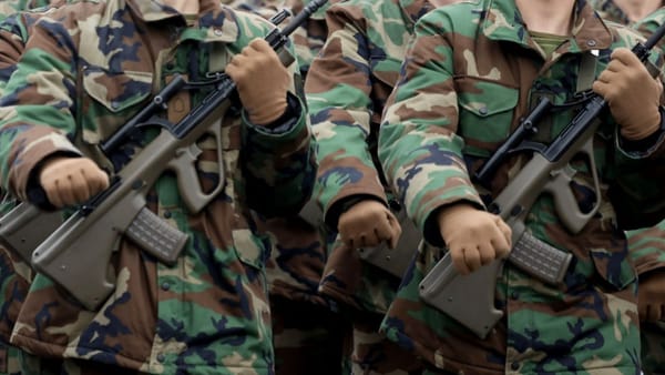 Un militar din garnizoana Florești, rănit după ce s-a împușcat cu arma din dotare. Ce spune Ministerul Apărării