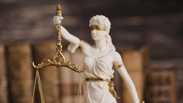 Stop tergiversării dosarelor: CSM introduce reguli stricte pentru instanțe din 2026