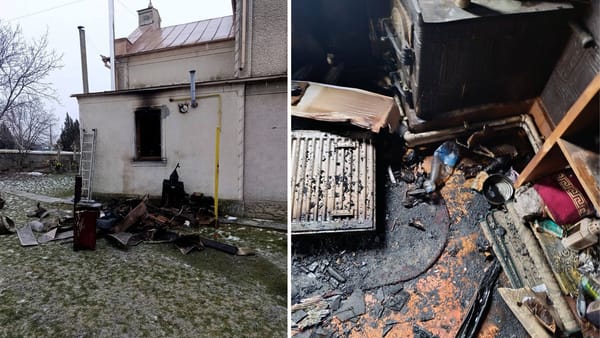 FOTO/ Incendiu la biserica „Sfânta Treime” din satul Sofia, Drochia. Flăcările au cuprins o încăpere tehnică