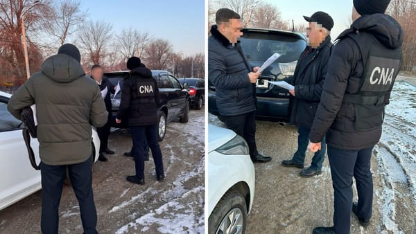 Două persoane au fost reținute la Comrat pentru că ar fi cerut 2.000 de euro ca să „aranjeze” promovarea examenului auto