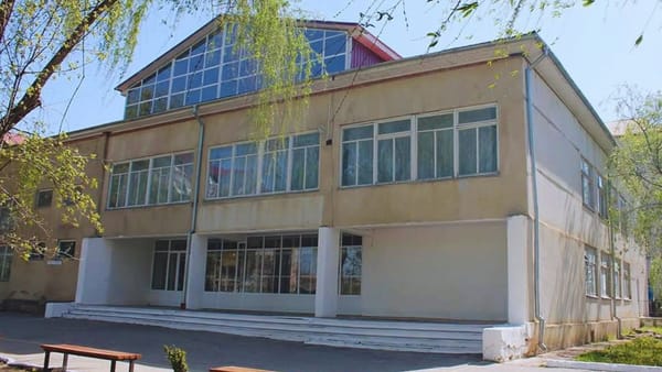 FOTO/ Gimnaziul „Grigore Vieru” din Ialoveni, modernizat: elevii au acum condiții mai bune