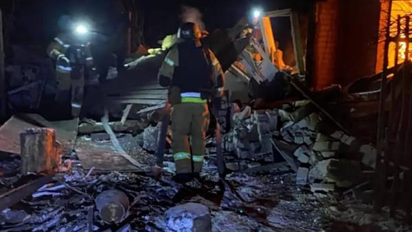 Un nou atac rusesc în această noapte în Ucraina: doi morți și mai multe clădiri distruse în regiunea Dnipropetrovsk