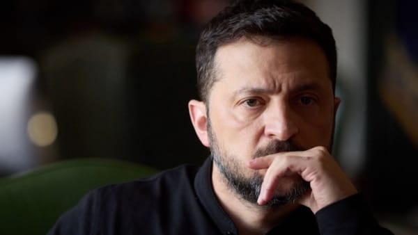 Președintele Ucrainei neagă că ar urma să anunțe alegeri și referendum pe 24 februarie: „O idee absolut stupidă”