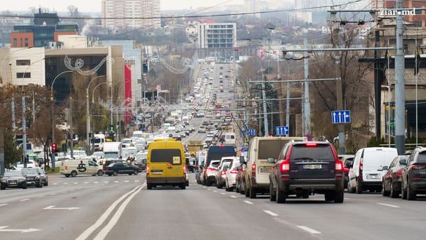 Prețul motorinei depășește din nou pragul de 20 de lei. Se scumpește și benzina