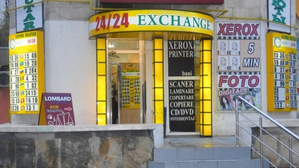 Curs valutar: Moneda națională continuă să se întărească în raport cu euro