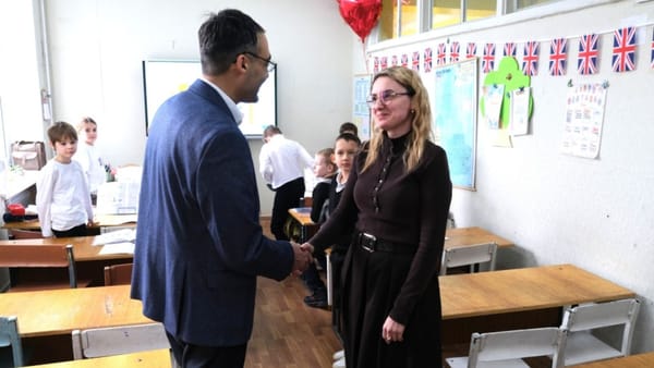 Clase noi pentru elevii ucraineni care învață la Chișinău. Planurile autorităților pentru următorul an de studii