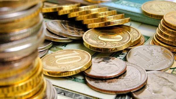 Curs valutar pentru 13 februarie. Leul se menține stabil față de principalele valute