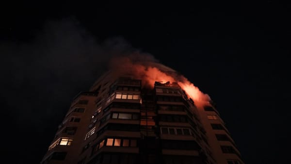 Atac masiv cu rachete balistice asupra Kievului. Peste 1.000 de blocuri sunt fără căldură, mai multe persoane au fost rănite