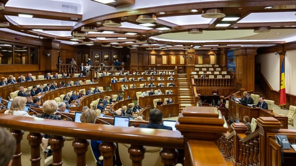 LIVE! Ședința Parlamentului din 12 februarie. Ministra de Interne, invitată în plen pentru audieri despre traficul de droguri