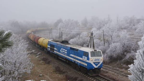 Guvernul reorganizează Calea Ferată din Moldova: infrastructura rămâne la stat, transportul devine societate pe acțiuni