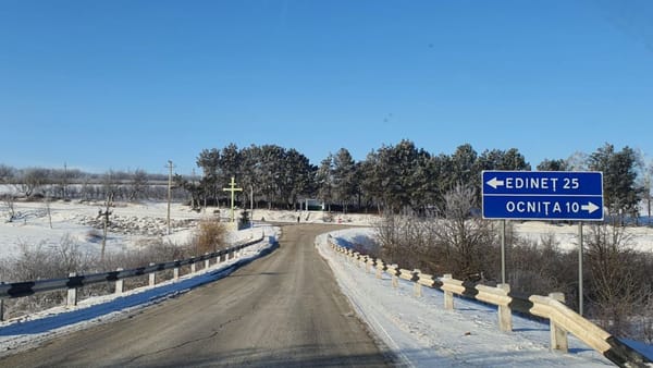 Circulație în condiții de iarnă pe drumurile din R. Moldova: 14 utilaje mobilizate în teren