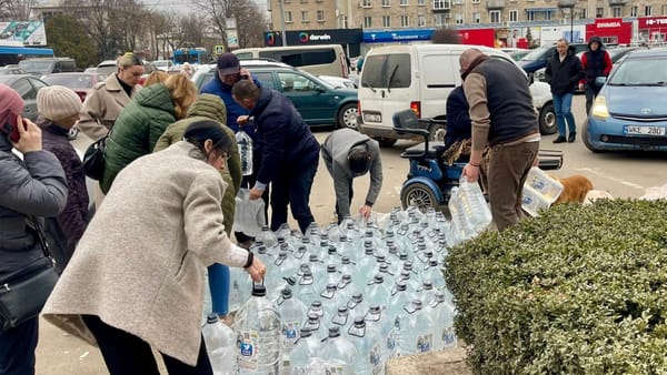 Criză la Bălți: Operatorii din domeniul alimentar care nu dispun de apă potabilă, obligați să-și suspende activitatea