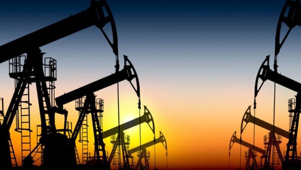 IEA eliberează 400 de milioane de barili de petrol din cauza conflictului din Orientul Mijlociu