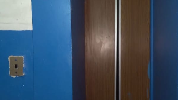 Fracțiunea PAS din CMC propune alocarea anuală a 100 de milioane de lei pentru repararea lifturilor din capitală