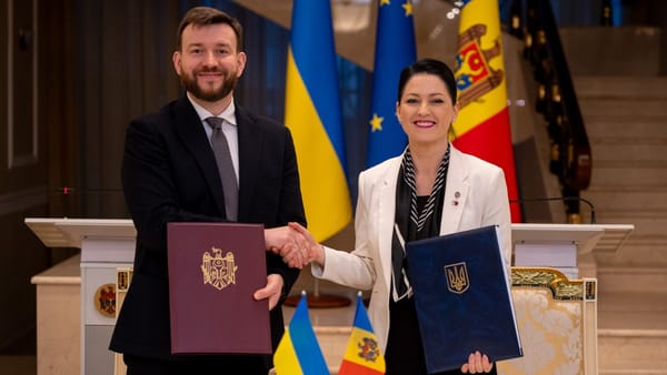 Moldovenii care muncesc sau au muncit în Ucraina vor putea beneficia de pensie, în baza unui acord semnat la Chișinău