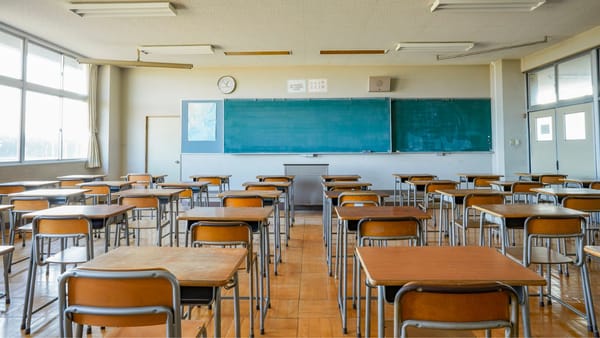 Școlile și instituțiile publice din Chișinău vor primi sisteme moderne care reduc consumul de energie