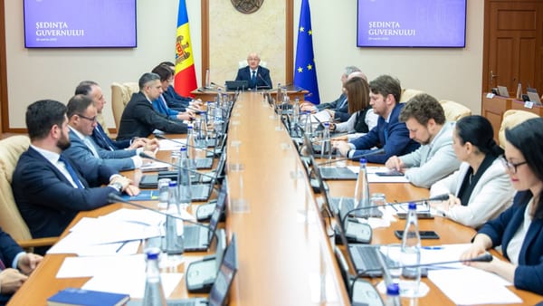 Clădiri mai puțin iluminate și consum redus de energie. Măsurile impuse de Guvern în starea de urgență